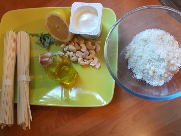 Kako vključiti rožmarin v slasten obrok